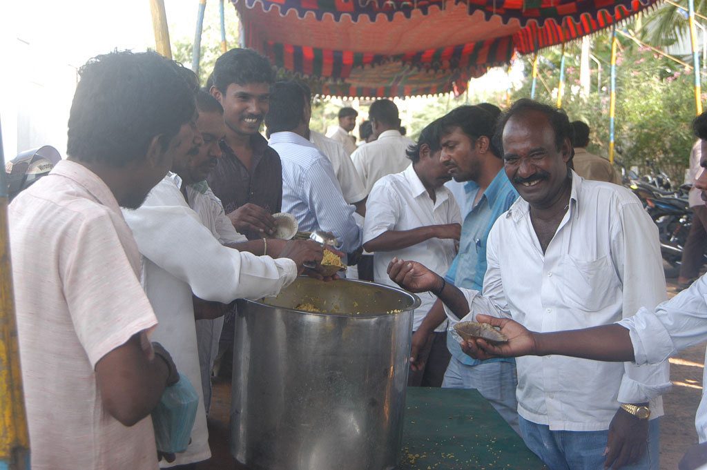 Mass prayer for Rajini recovery at Ragavendra Temple | Picture 39909